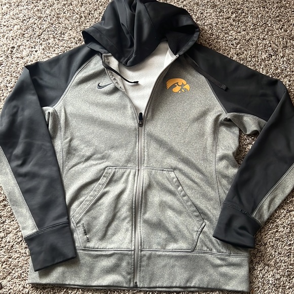 Woman’s Nike, Hawkeyes zip up hoodie. Great condition. - Picture 3 of 3